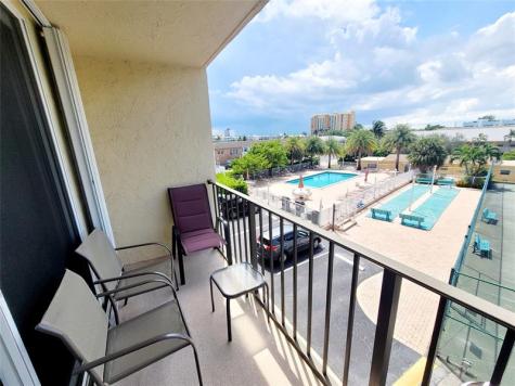 1009 N Ocean Boulevard Pompano Beach FL 33062