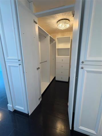 10 Venetian Way Miami Beach FL 33139
