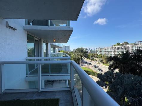 10 Venetian Way Miami Beach FL 33139