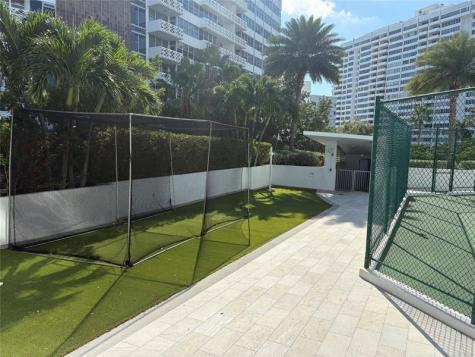10 Venetian Way Miami Beach FL 33139