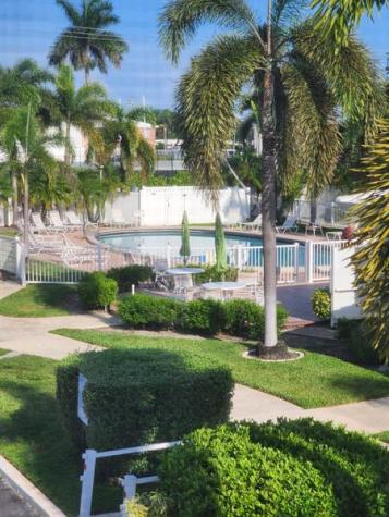 1821 NE 62nd Street Fort Lauderdale FL 33308