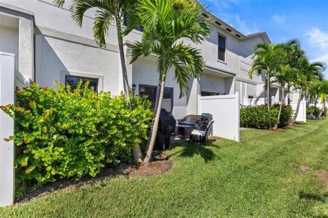 884 NW 3rd Terrace Pompano Beach FL 33060