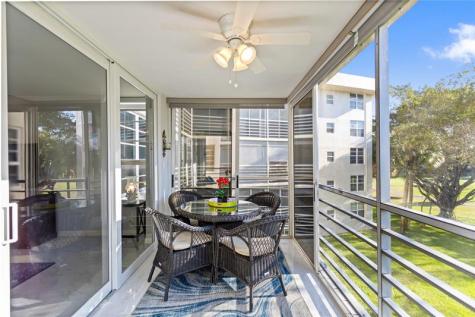 821 Cypress Boulevard Pompano Beach FL 33069