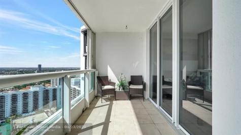 21205 Yacht Club Drive Aventura FL 33180