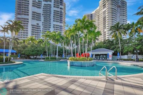 21205 Yacht Club Drive Aventura FL 33180