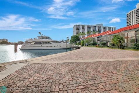 21205 Yacht Club Drive Aventura FL 33180