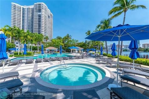 21205 Yacht Club Drive Aventura FL 33180