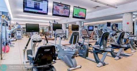 21205 Yacht Club Drive Aventura FL 33180