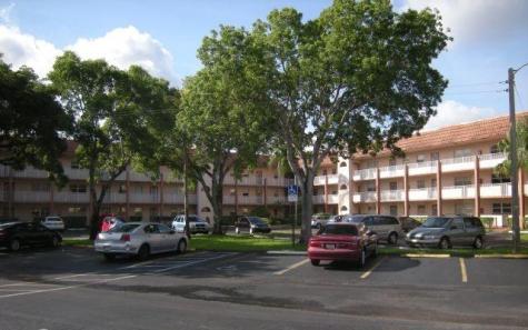 8861 Sunrise Lakes Boulevard Sunrise FL 33322