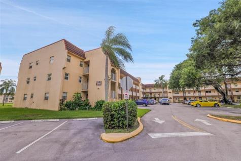 8861 Sunrise Lakes Boulevard Sunrise FL 33322