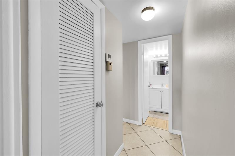 8861 Sunrise Lakes Boulevard Sunrise FL 33322