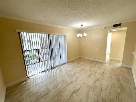4463 Treehouse Lane Tamarac FL 33319
