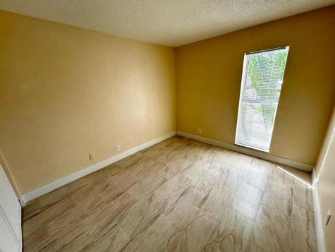 4463 Treehouse Lane Tamarac FL 33319