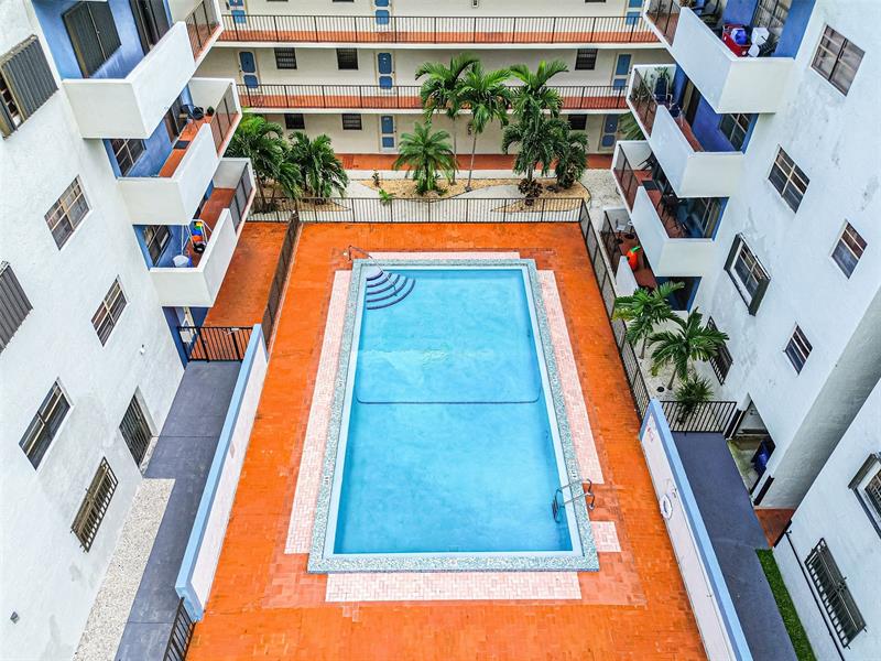 1470 W 41st Street Hialeah FL 33012