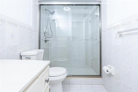 1470 W 41st Street Hialeah FL 33012