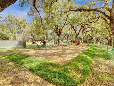 9235 Lagoon Place Davie FL 33324