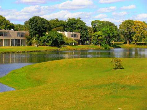 9235 Lagoon Place Davie FL 33324