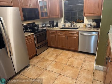 1668 Cypress Pointe Drive Coral Springs FL 33071