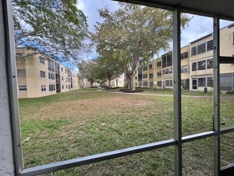 351 Cambridge Road Hollywood FL 33024