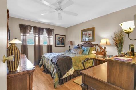 220 Flanders E Delray Beach FL 33484