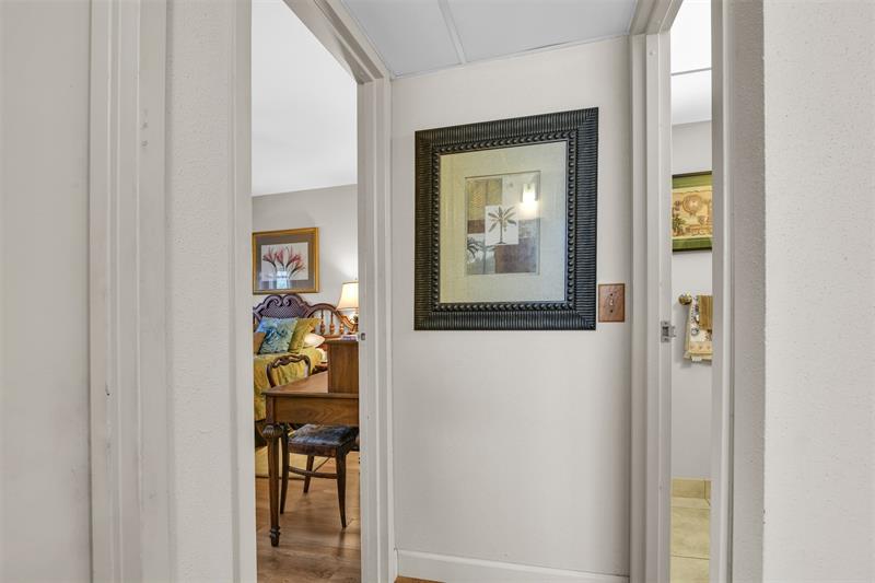 220 Flanders E Delray Beach FL 33484