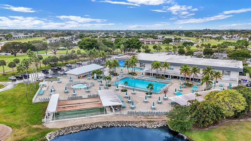 220 Flanders E Delray Beach FL 33484