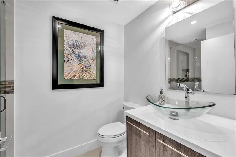 462 SE 1st Circle Pompano Beach FL 33060