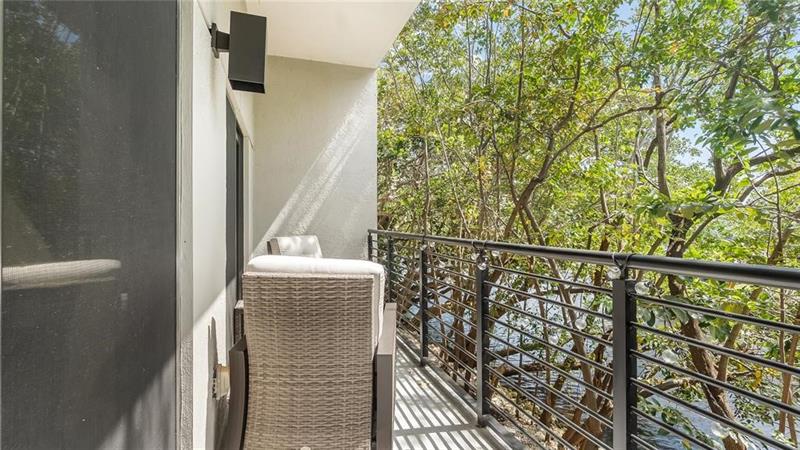 462 SE 1st Circle Pompano Beach FL 33060