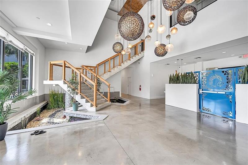 462 SE 1st Circle Pompano Beach FL 33060