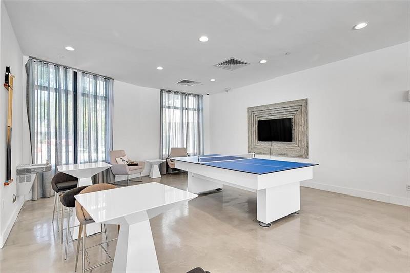 462 SE 1st Circle Pompano Beach FL 33060