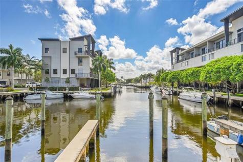 462 SE 1st Circle Pompano Beach FL 33060