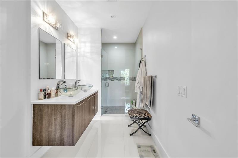 462 SE 1st Circle Pompano Beach FL 33060