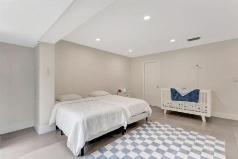 3501 Keyser Avenue Hollywood FL 33021