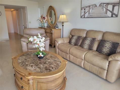 2401 S Ocean Drive Hollywood FL 33019