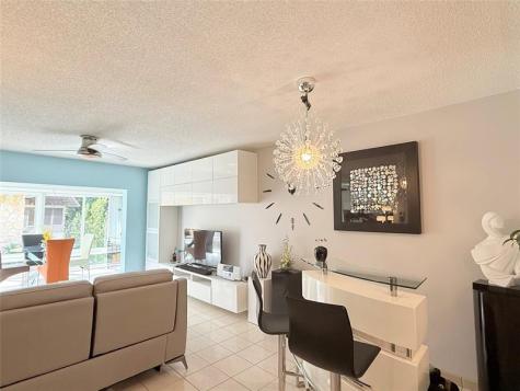 5171 W Oakland Park Boulevard Lauderdale Lakes FL 33313