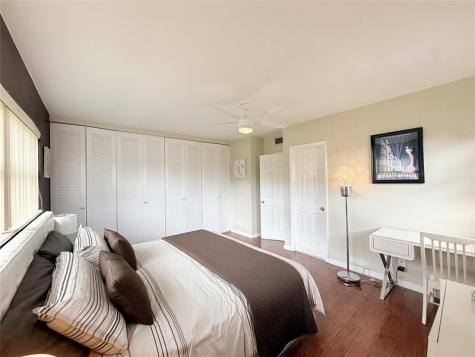 5171 W Oakland Park Boulevard Lauderdale Lakes FL 33313
