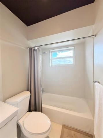 5171 W Oakland Park Boulevard Lauderdale Lakes FL 33313
