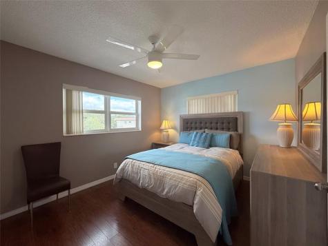 5171 W Oakland Park Boulevard Lauderdale Lakes FL 33313