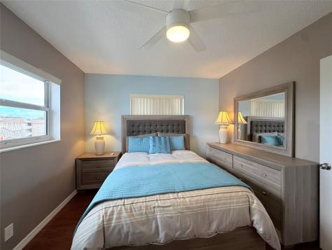 5171 W Oakland Park Boulevard Lauderdale Lakes FL 33313