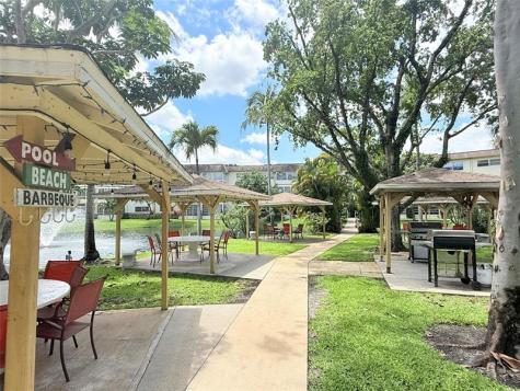 5171 W Oakland Park Boulevard Lauderdale Lakes FL 33313