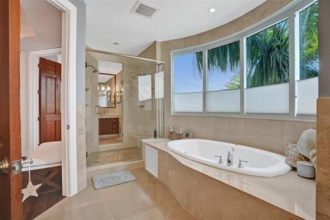 516 Hendricks Isle Fort Lauderdale FL 33301