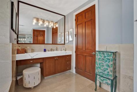 516 Hendricks Isle Fort Lauderdale FL 33301