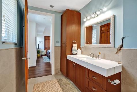 516 Hendricks Isle Fort Lauderdale FL 33301