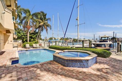 516 Hendricks Isle Fort Lauderdale FL 33301