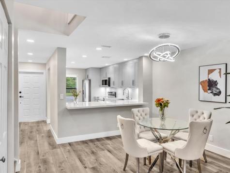 1381 NW 99th Avenue Pembroke Pines FL 33024