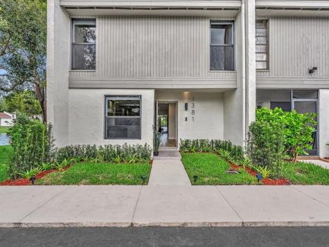 1381 NW 99th Avenue Pembroke Pines FL 33024