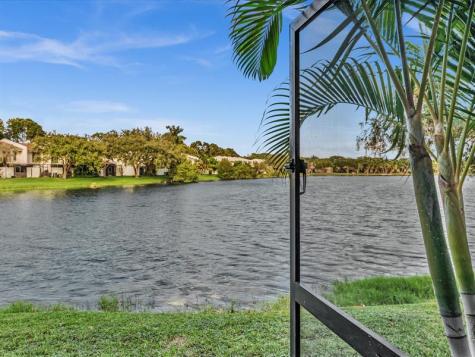 1381 NW 99th Avenue Pembroke Pines FL 33024