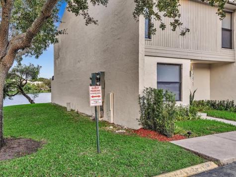 1381 NW 99th Avenue Pembroke Pines FL 33024