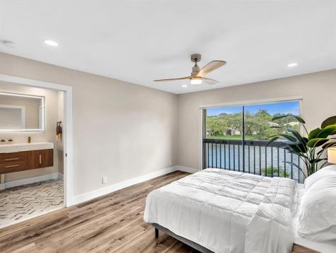 1381 NW 99th Avenue Pembroke Pines FL 33024