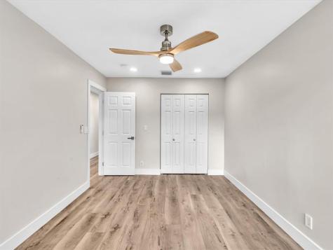 1381 NW 99th Avenue Pembroke Pines FL 33024